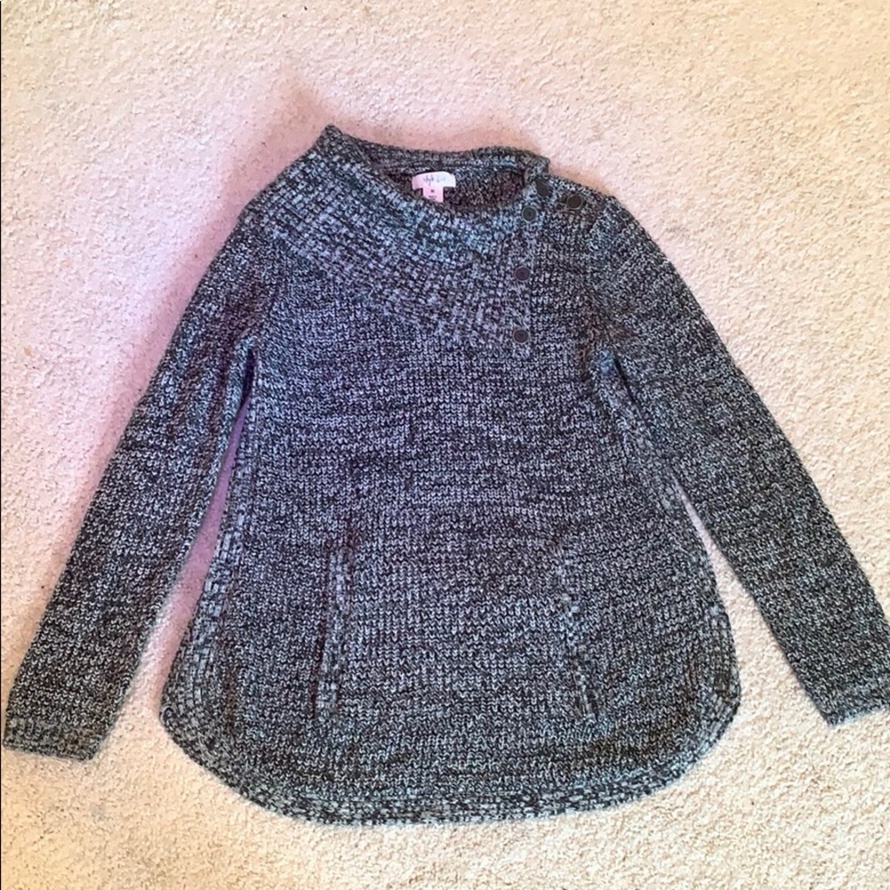 Cozy chunky dark blue sweater!